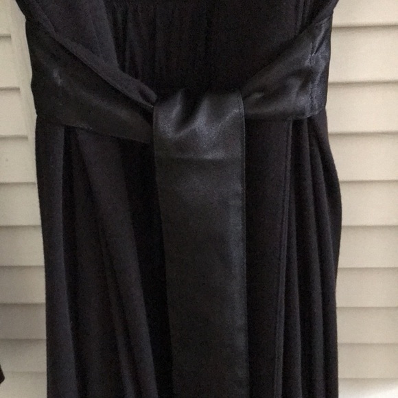 Charter Club black robe with satin and lace detailing. - Picture 2 of 4
